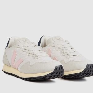 Veja Sneakers